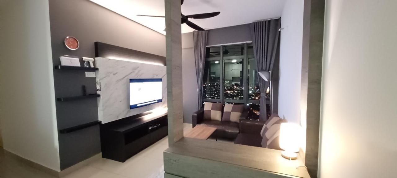 Modern Lifestyle @ ARC Austrin Hills Apartment Johor Bahru Exterior foto