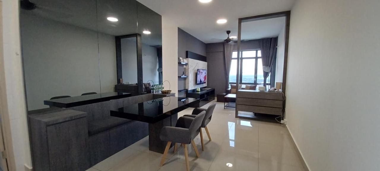 Modern Lifestyle @ ARC Austrin Hills Apartment Johor Bahru Exterior foto